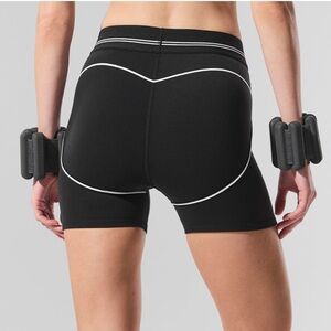 Alo 4” Airbrush High Waist Heart Throb Short